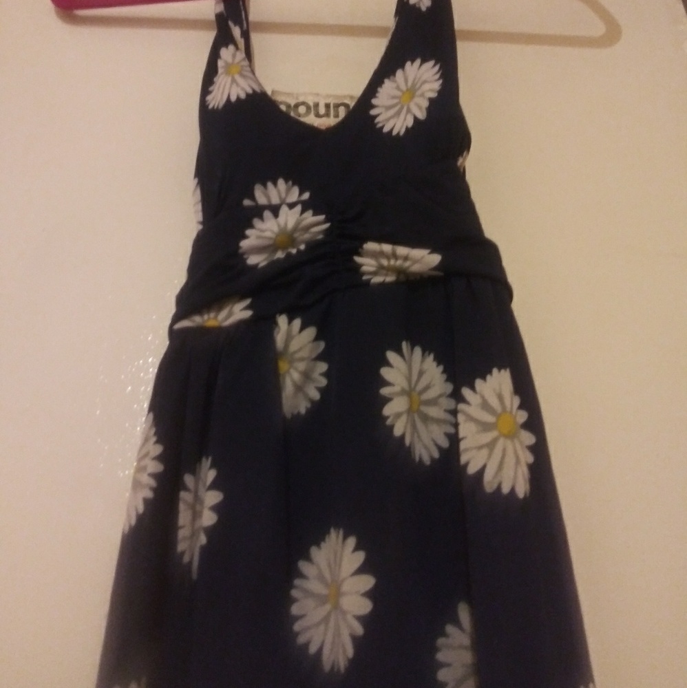 MUST GOOO Haltered style dress with original